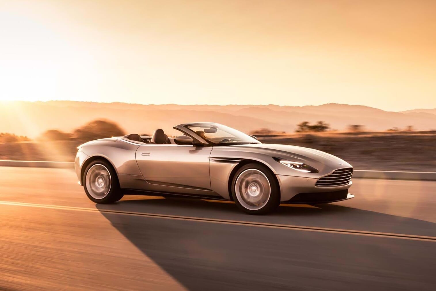 AstonMartinDB11Volante