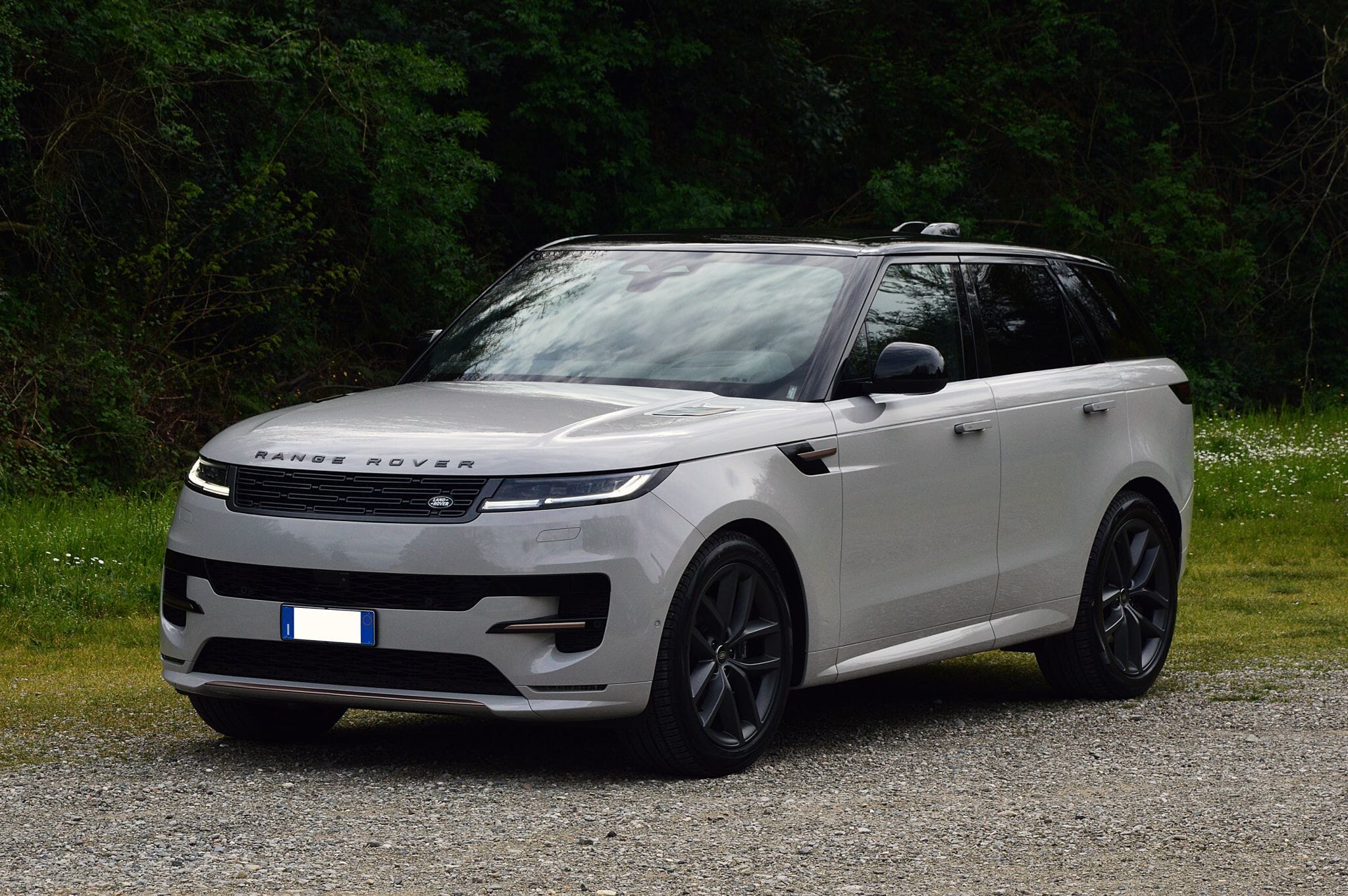 2_Range-Rover-Sport-2