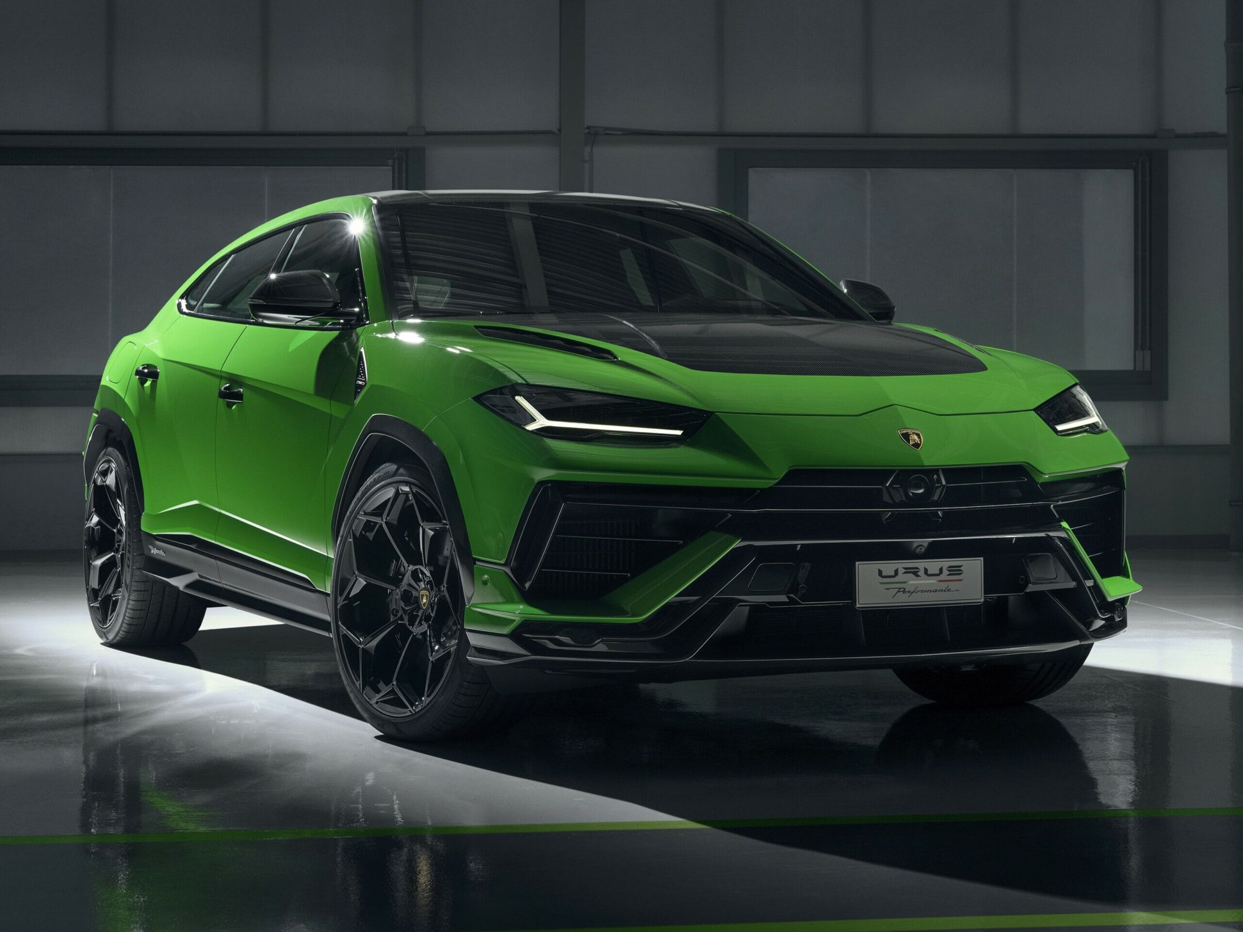 Lamborghini-Urus-c133487-50-scaled