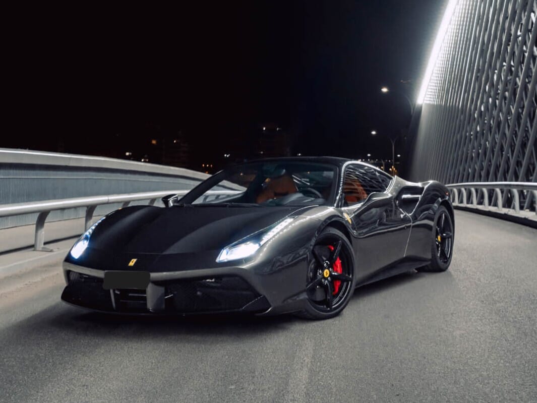 gallery-4-alquiler-ferrari-488-gtb